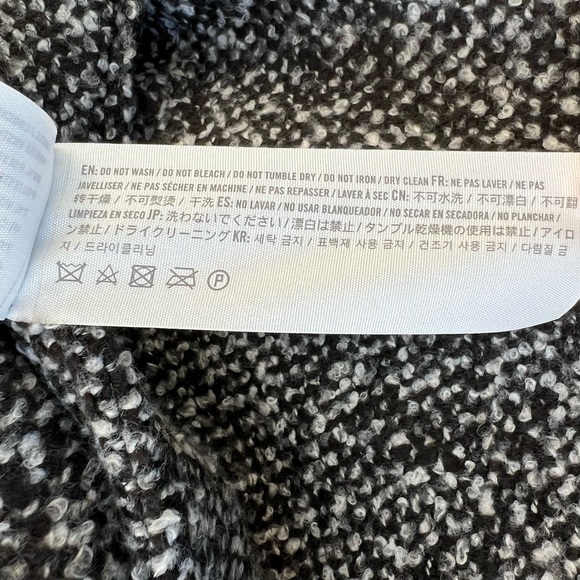 Abercrombie, tweed blazer coat, size small petite - Picture 10 of 12